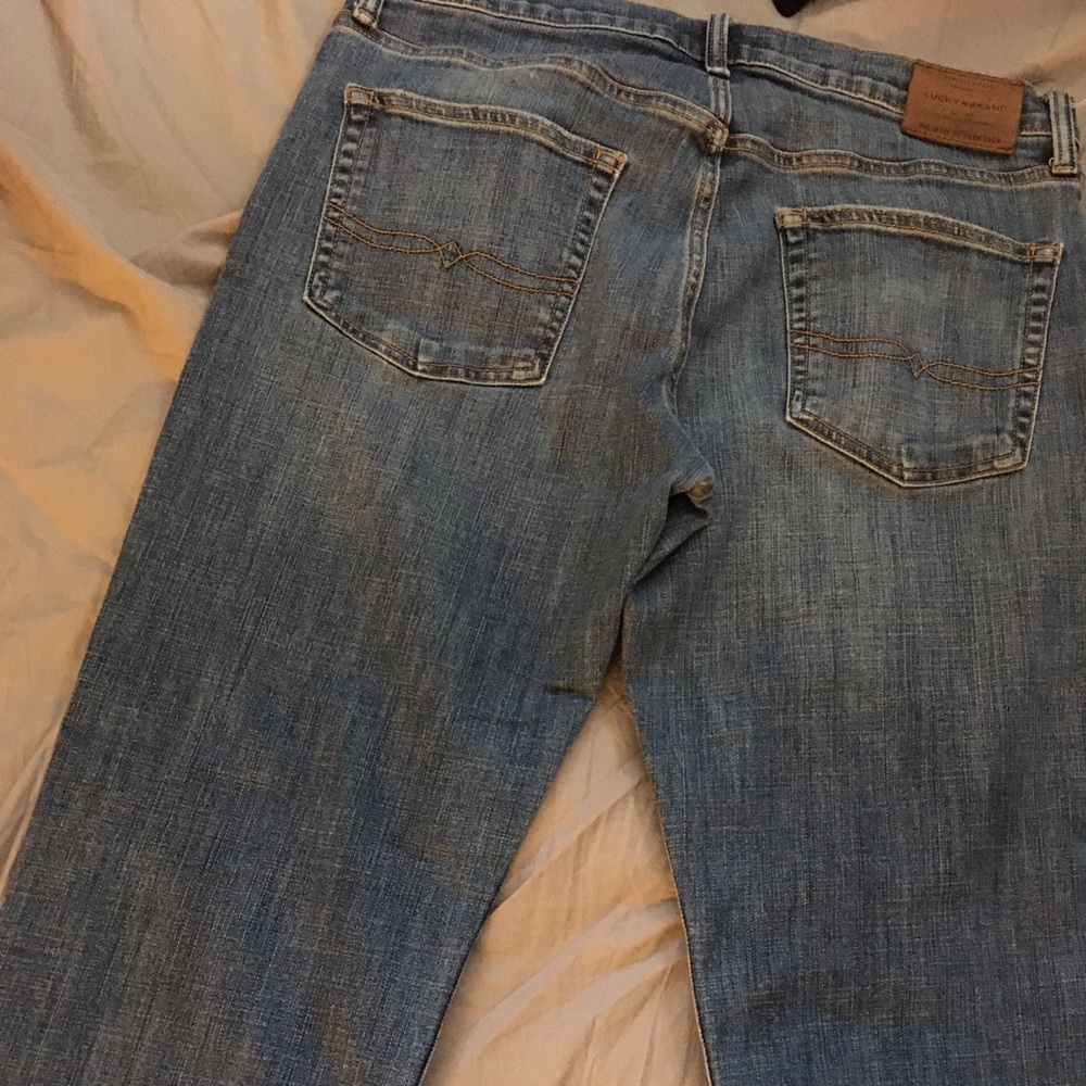Lucky brand jeans 221 fit 34-30